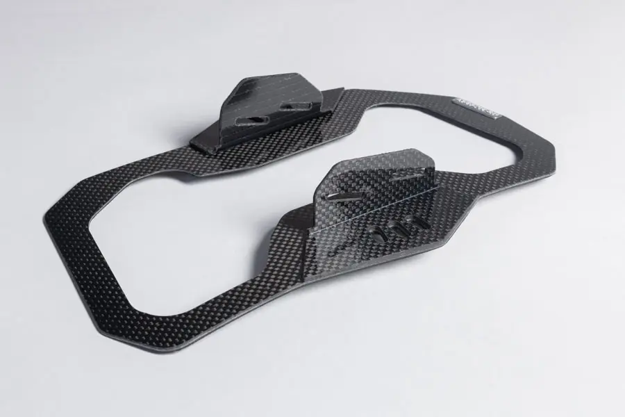 2025-carbon-frame.webp