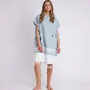 44260-7240-DT_PONCHO_UNISEX_01121_1.webp