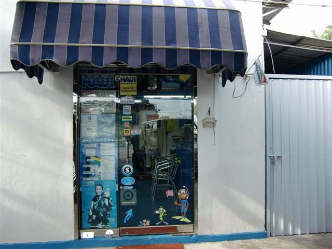 Ocean World Dive Training Center